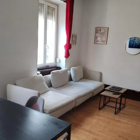 Marche De Noel Apartment *